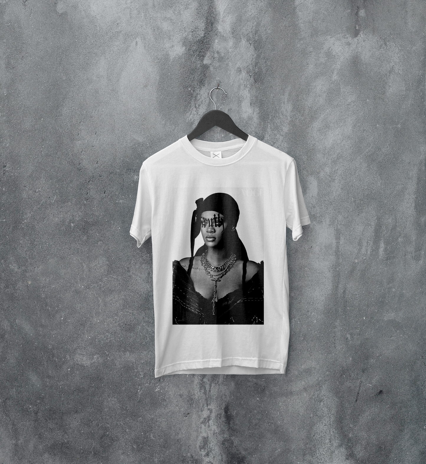 Rihanna T-Shirt