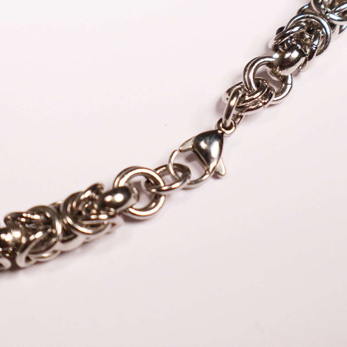 Tick Silver Chain